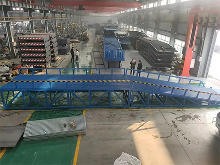 The development and commissioning of the 23-meter customized forklift driving school ramp has been successfully completed.