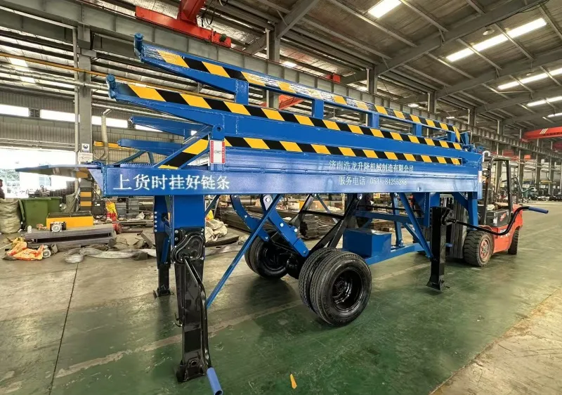 Three-section foldable unloading ramp industrial ramp ODM