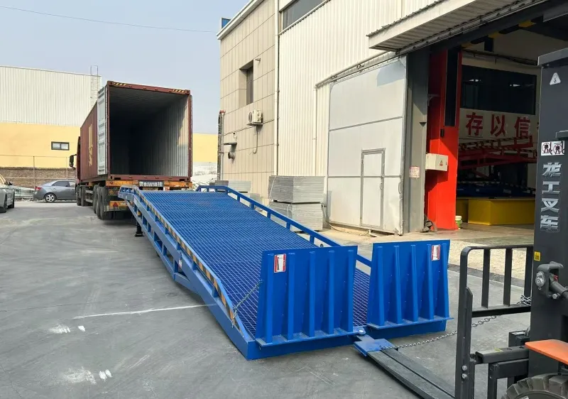 10 ton industrial loading ramps ramp for forklift mobile dock ramp Sale